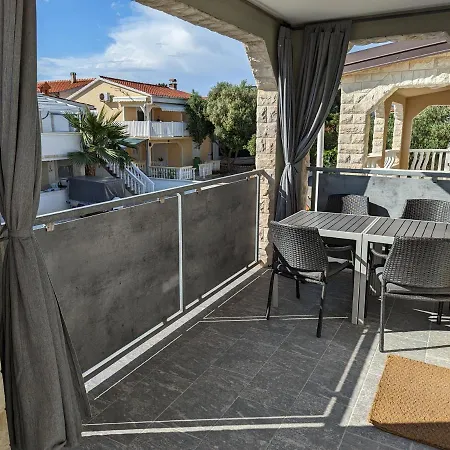 Lipa Apartament *