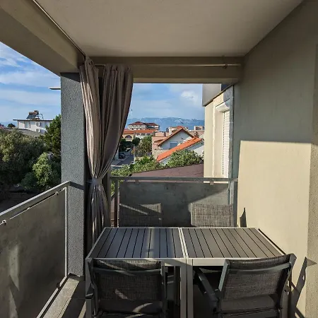 Lipa Apartman *